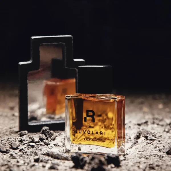 Rubini Nuvolari Extrait de Parfum – unisex leather fragrance inspired by racing legend Tazio Nuvolari with fuel and asphalt accords.