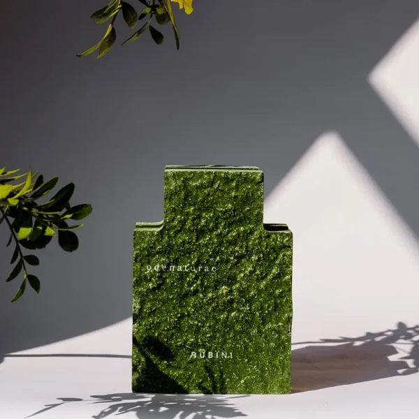 Rubini Odenaturae Eau de Parfum – unisex chypre fragrance inspired by nature with green herbal and floral notes.