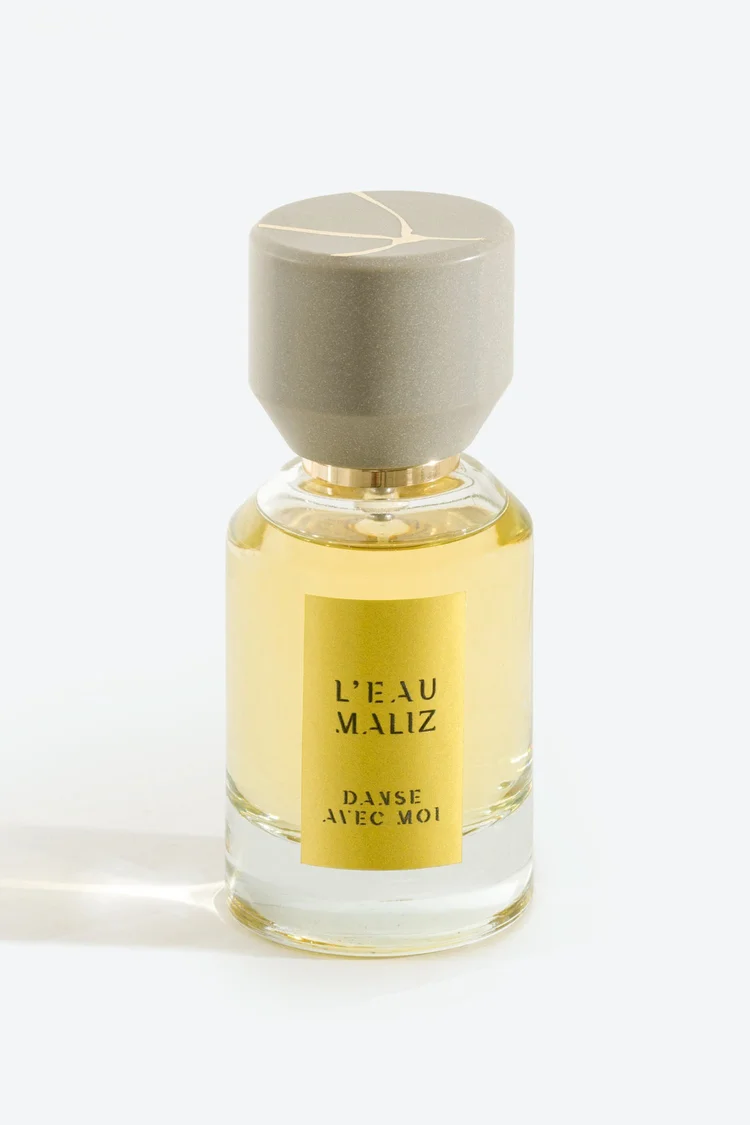 L’Eau Maliz Danse Avec Moi 50ml Extrait de Parfum L’Eau Maliz Danse Avec Moi 50ml Extrait de Parfum bottle